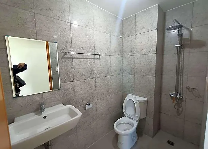 Hotel Gina's Bakasyon De Storge 3*